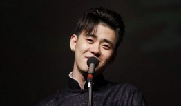 张云雷恋情爆料最新,揭秘娱乐圈新恋情背后的故事