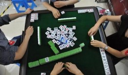 网红打麻将吃瓜图片真实,牌桌风云，笑料百出