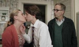 偷窥狂人完整在线观看,窥探人性深渊的惊悚之旅