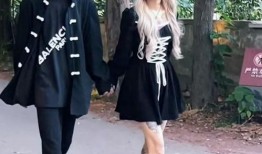 女装网红爆料大全最新,时尚圈幕后故事大公开